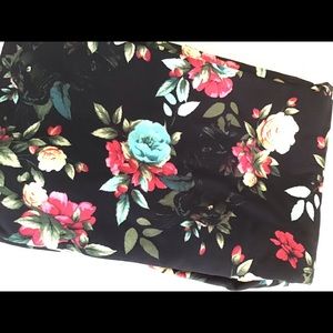 LuLaroe TC leggings Rose Panther